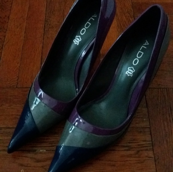 Shoes - Picture 3 of 3